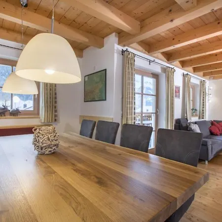 Holiday home Schoeneben Waldblick Wald im Pinzgau