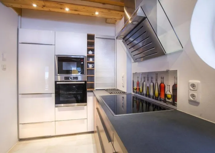 Schoeneben Waldblick * וואלד אים פינצגאו